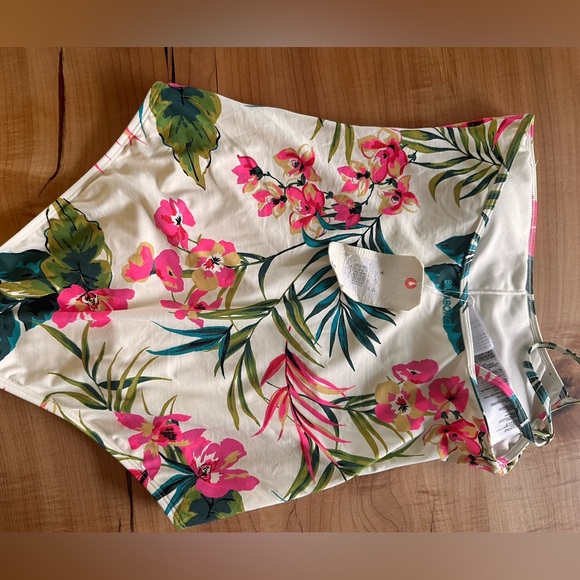 Womens billabong swimsuit medium - Picture 2 of 5